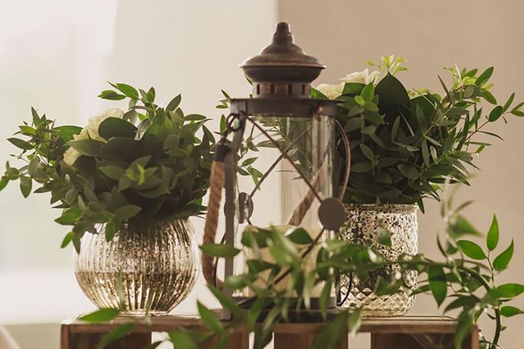 shagun-weddings-shires-mandap-lantern-closeup