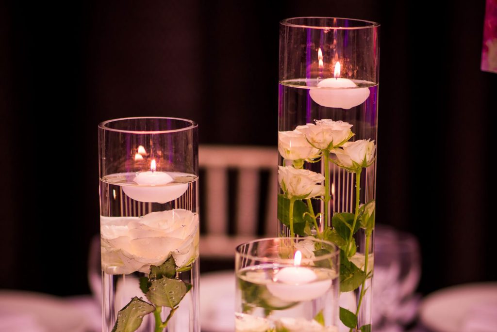 shagun-weddings-table-decorations-water-flowers-candles